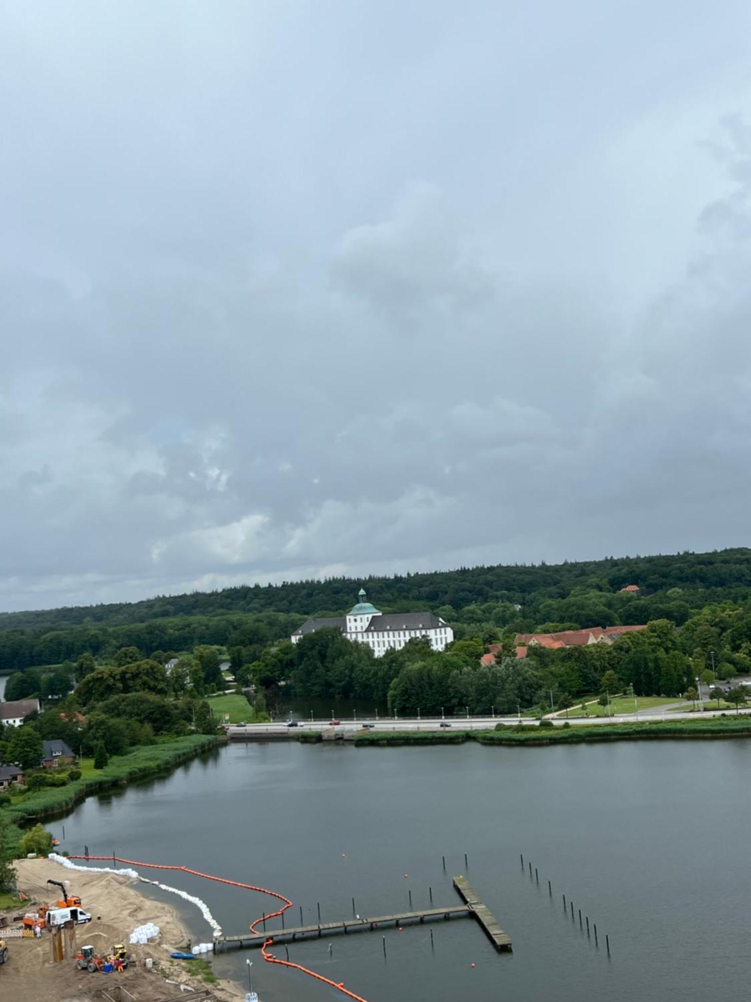 Hafenblick Apartment Шлесвиг Екстериор снимка